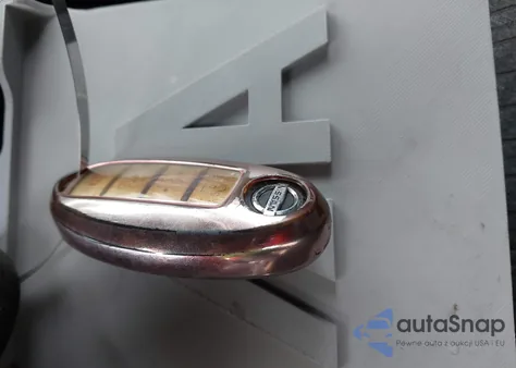 2015 Nissan Sentra Sr z USA, uszkodzony, nr VIN 3N1AB7AP9FY223450